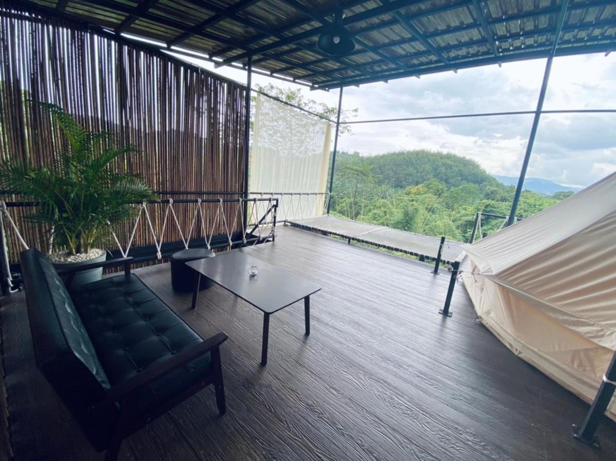 Tanoshi Glamping In Khao Sok Hotel Khao Sok National Park Exterior foto
