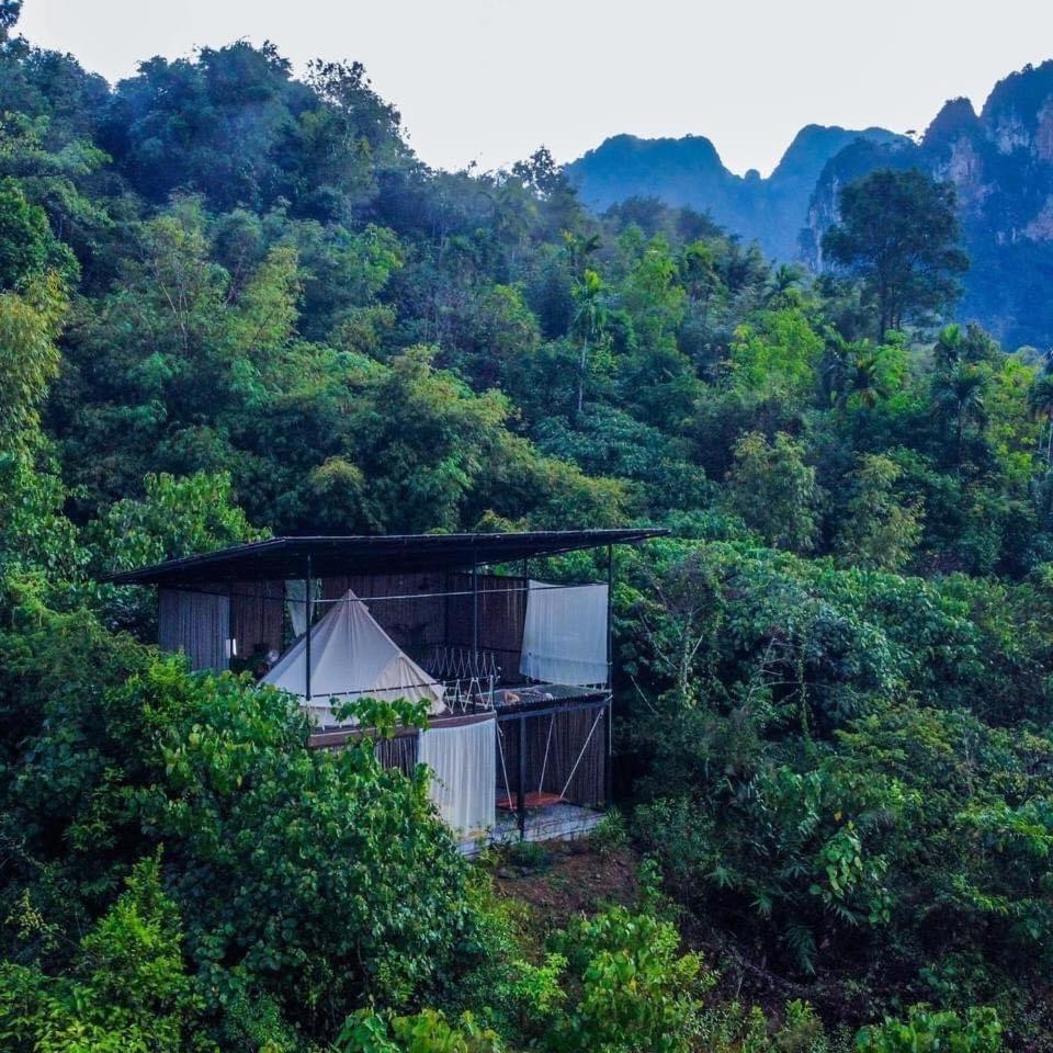 Tanoshi Glamping In Khao Sok Hotel Khao Sok National Park Exterior foto